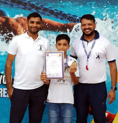 Vansh won the gold medal in swimming by defeating 130 participants