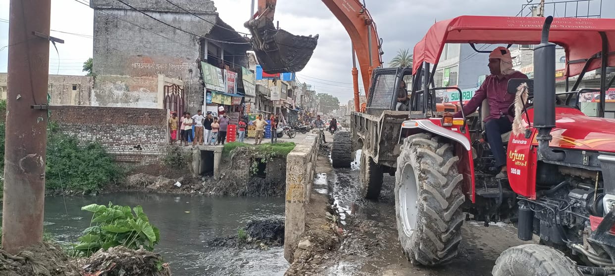 Cleaning of Thandi river was done with Poklane
