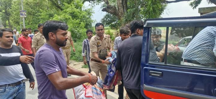 DCM collided with an auto, five injured