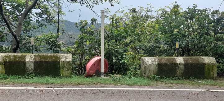 More than 10 convex mirrors were broken in Kangra city