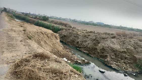 Officials forgot to remove mud from the drain, how will the drainage be done if it rains