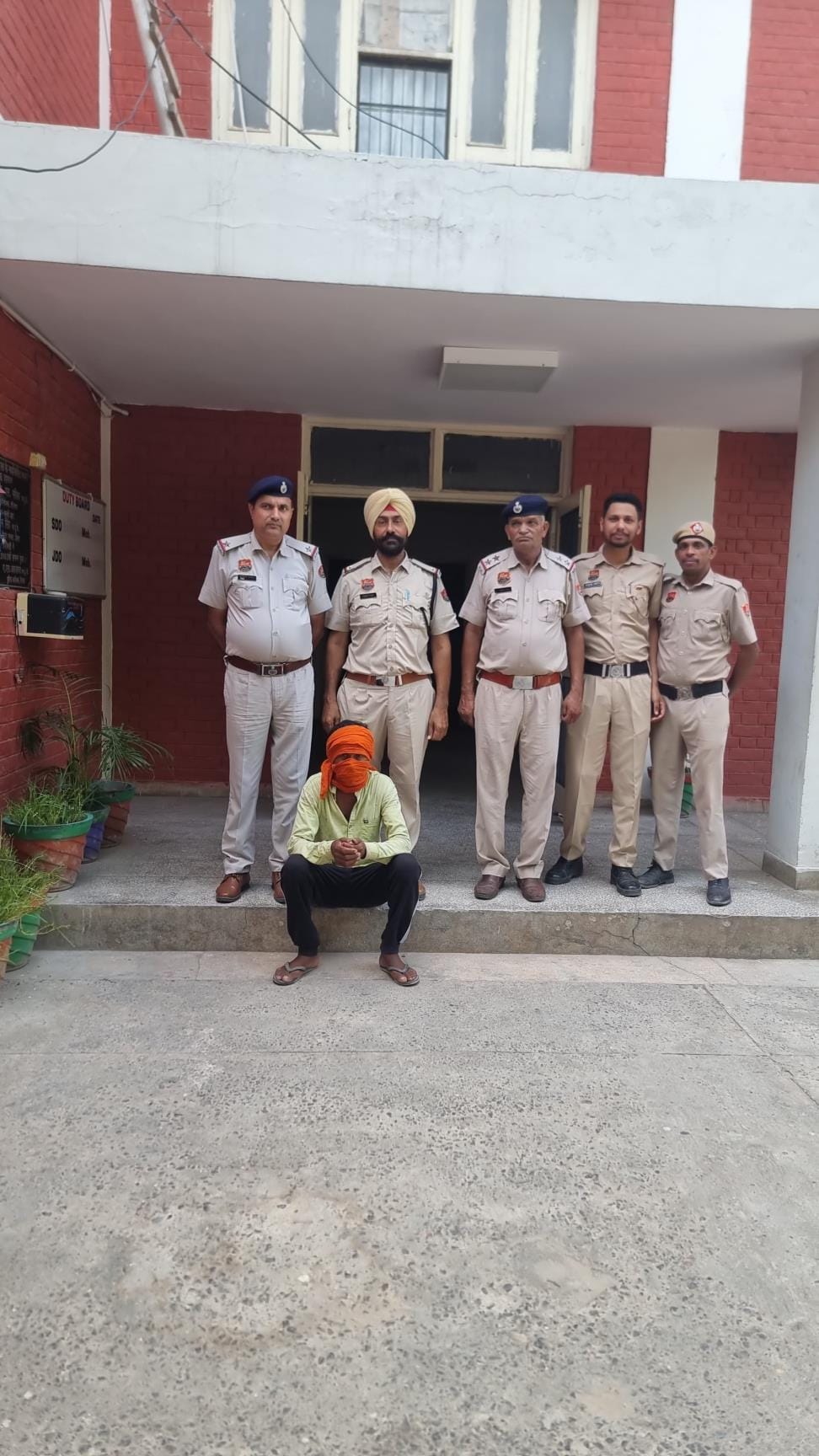 5000 rupees bounty arrested after 16 years in murder case