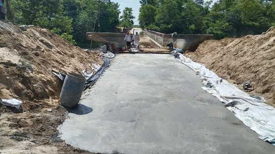 Construction of the cut connecting road of the Siphon Bridge