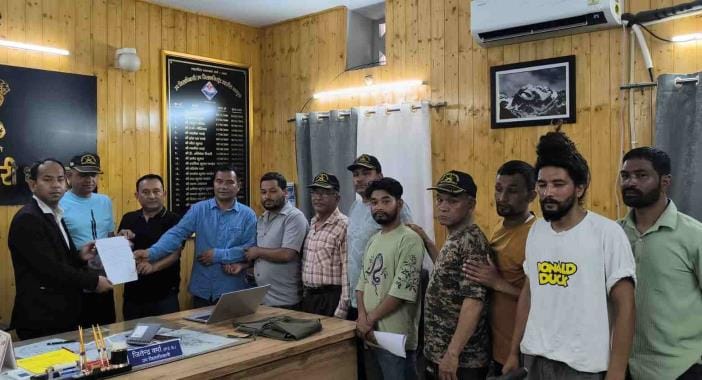 Demand for arrest of all the accused in Kamlesh murder case