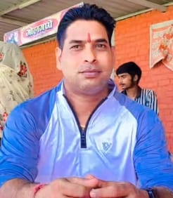 Trucks parked on the roadside became death traps, businessman and head constable died