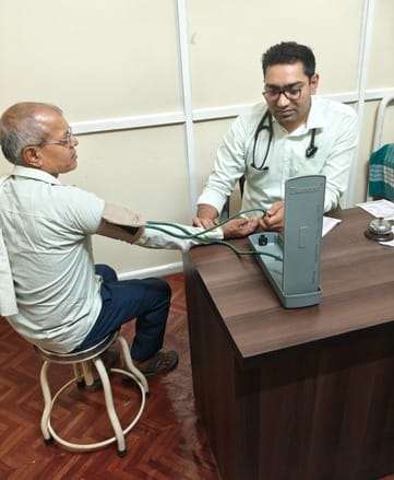 Health checkup of 133 people in the camp