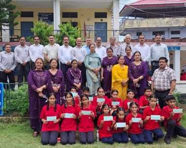Radhika first in the senior category of drug addiction competition