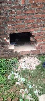 Goods worth lakhs stolen from three houses by breaking into them