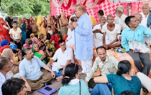Congress leaders raised the voice of farmers