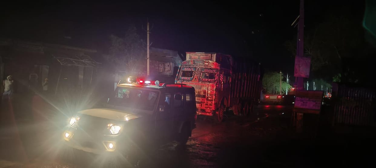 SDM again launched a campaign against overloading, seized four trucks