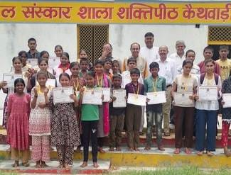 Sudhanshu in junior, Navya first in senior