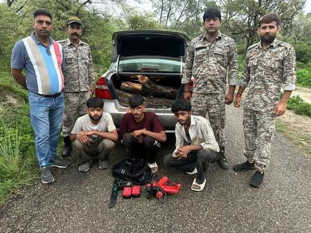 Illegal khair cutting racket busted, three forest cutters arrested red handed along with car