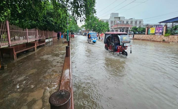 Rain shows mirror to administrative preparations