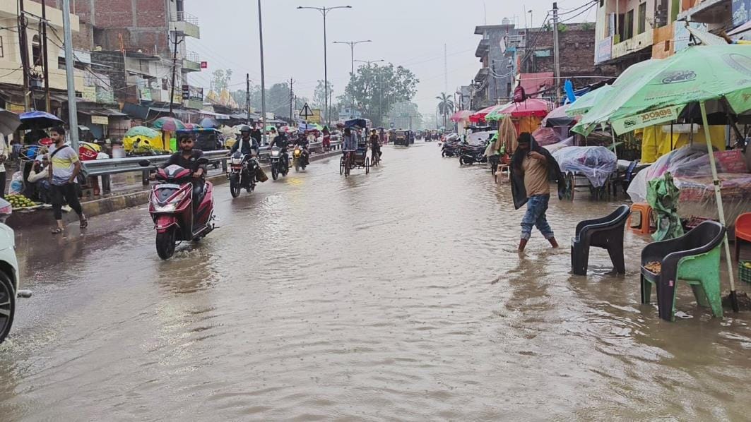 Monsoon Hits Meerut with 119 mm Rainfall, Streets Flooded and Farmers Relieved