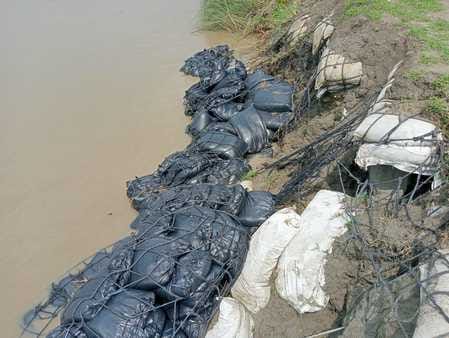 Danger on Lakhpeda dam due to rain