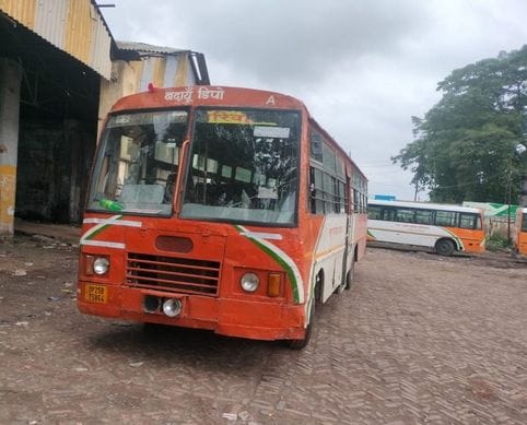 Roadways buses do not have wipers, chances of accident