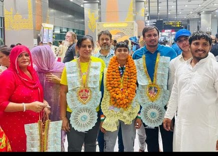 Bronze medalist Anjali welcomed on arrival