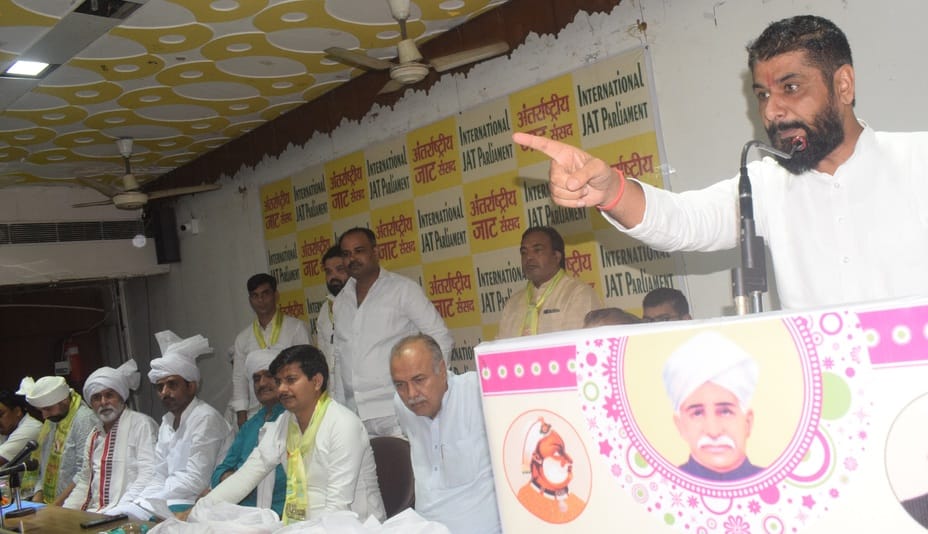 Society will have to unite for Jat reservation: Parmeshwar Kalwania