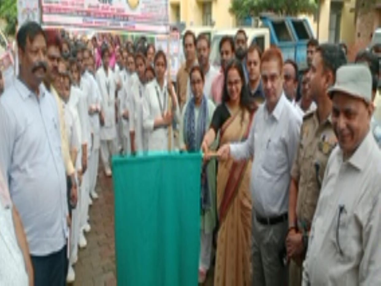 A rally was taken out and a message was given to prevent communicable diseases
