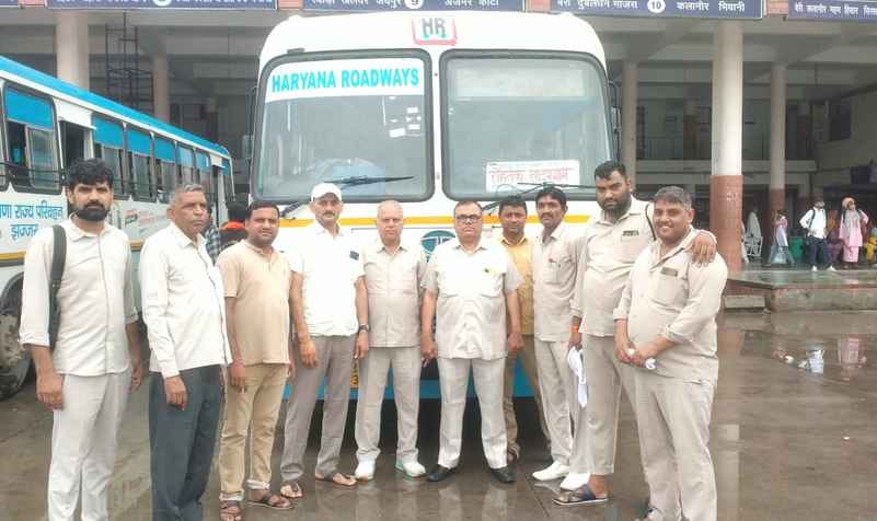 Jhajjar depot's roadways bus left for Khatu Shyam