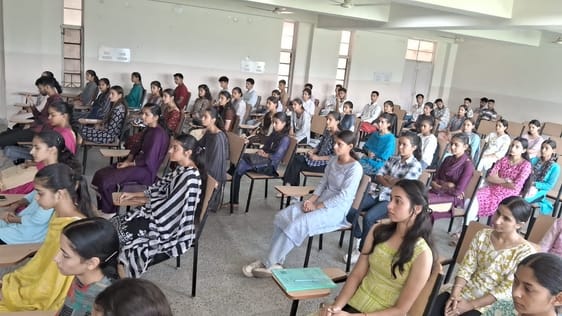 Vision and mission information given to students at the initiation ceremony