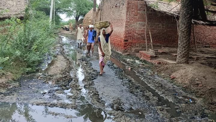 Dirt due to clogged drains in Ratha and Muradganj