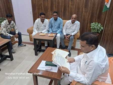 Demanded to run bus in Khadar area
