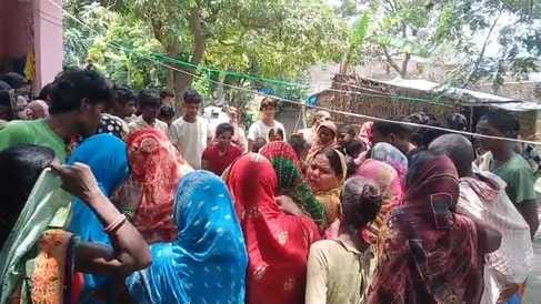 Vaishali Bihar News : teenager died in a road accident vaishali news bihar news accident news