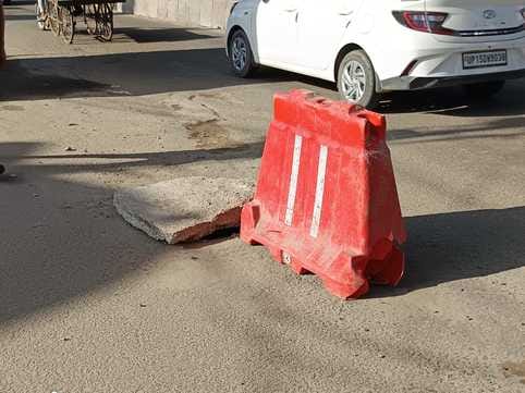 One day's rain ruined the condition of Roorkee Road, road caved in at three places