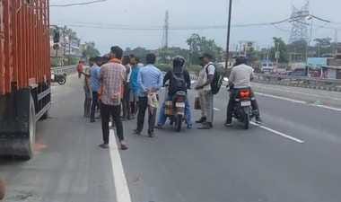 Muzaffarpur Bihar news :plumber died in road accident unknown vehicle collied him today