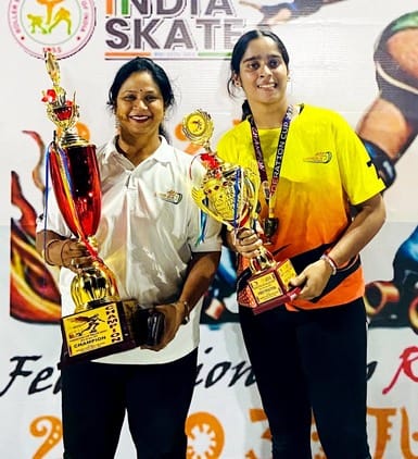 Daughter captain and mother coach in roller skating
