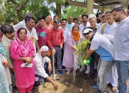 Students and villagers took a pledge to protect the environment