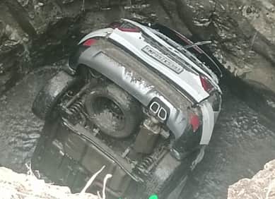 Illegal drug dodachura recovered from a car that fell into a well without parapet