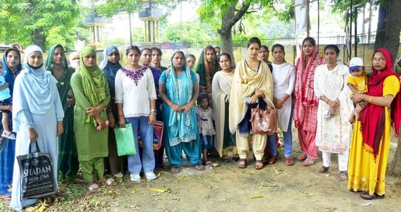 Anganwadi workers met DM again to demand appointment letter