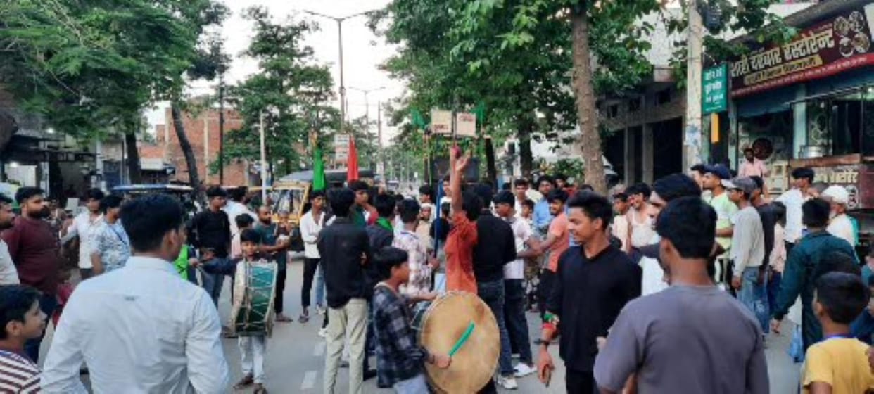 Procession of Alam of seventh Muharram taken out with devotion