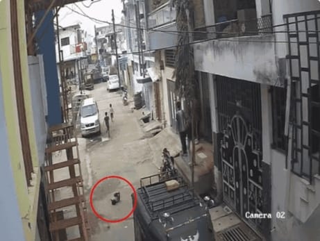 18-month-old boy crushed to death by taxi while playing in Seoni