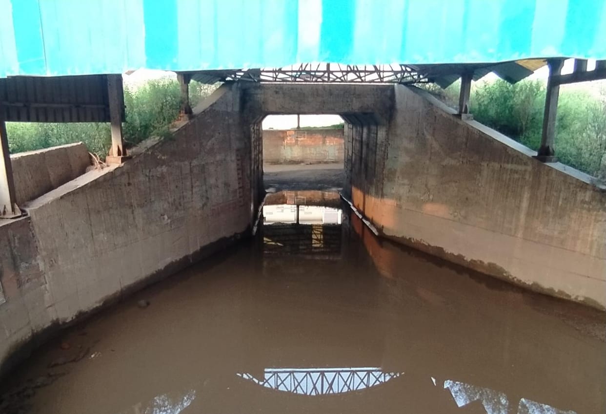 Ding Mandi is struggling with lack of development, broken roads and waterlogging are a problem