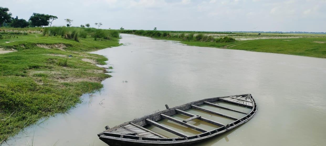Saryu's water level is rising, people of 32 villages in the border area are scared