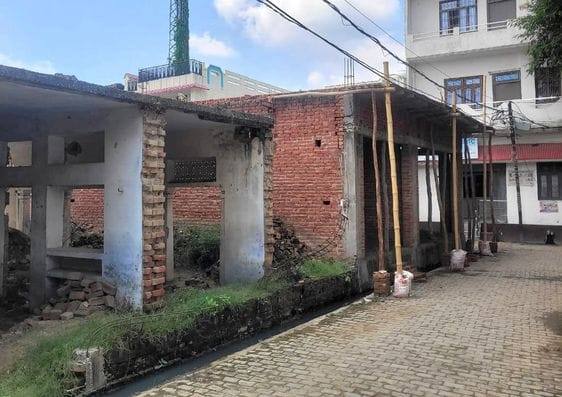 Naib Tehsildar stopped illegal construction, occupation started again