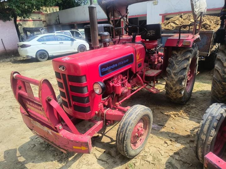 Tractor seized for soil mining, fined Rs. 65 thousand