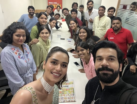 Rajkumar Rao and Manushi Chillar in Amar Ujala Office with Theatre Students