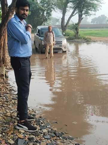 Dilapidated Nandha-Majra Bhalkhi road is a problem for villagers, demand for reconstruction