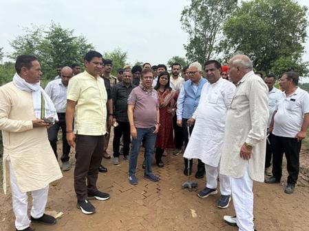 The flood affected area was surveyed due to the breaking of Markanda embankment