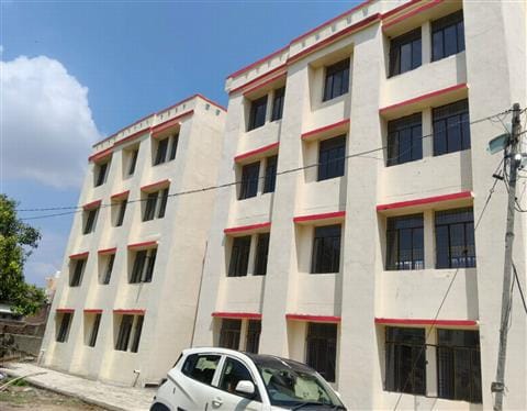 Cracks appear in the barracks built at the cost of Rs. 1.89 crores, payment of Rs. 35 lakhs stopped