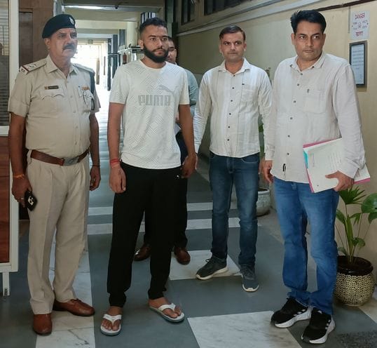 A person was caught with a pistol and two cartridges