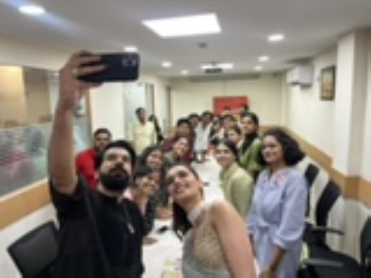 Rajkumar Rao and Manushi Chillar gave success tips to theatre students