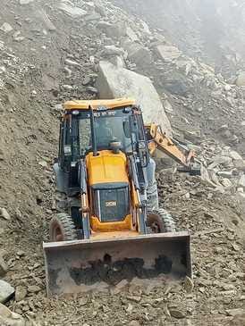 Bani-Bhandar road closed for a week due to landslide, traffic affected