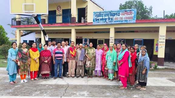 Hemraj got the command of School Management Committee Saloni