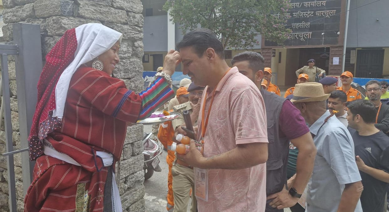 Kailash Mansarovar pilgrims reach Gunji from Dharchula