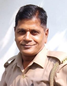 Excise department driver's body found on railway track